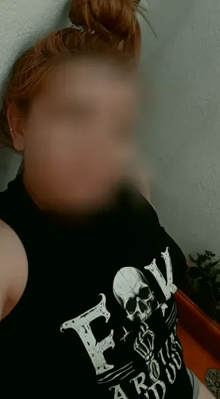 Alena, 35