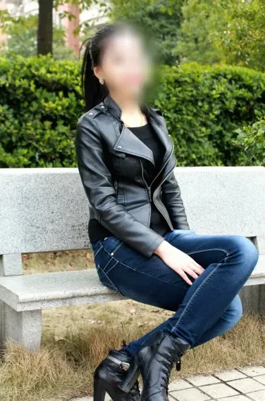 Alina, 31