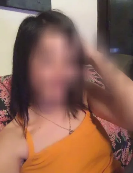 Fabienne, 32