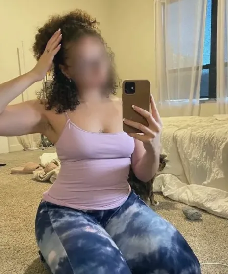 Fabienne, 32