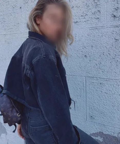Janina, 31