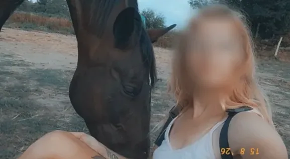 Maren, 33