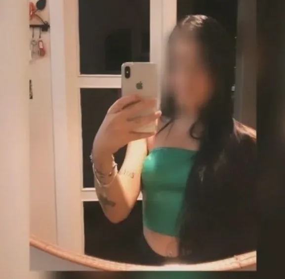 Melina, 20
