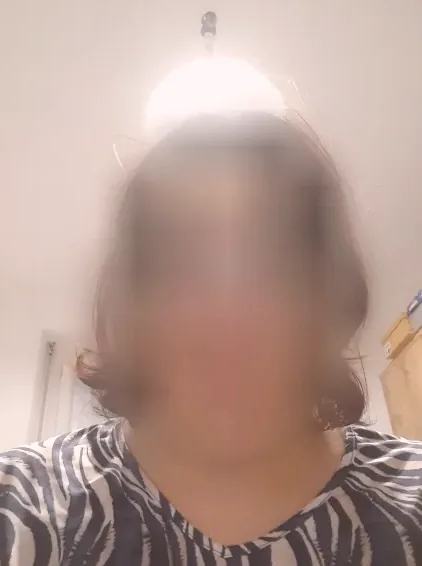 Simone, 28